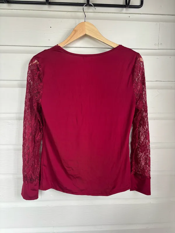 Lace longsleeve Red - Image 2