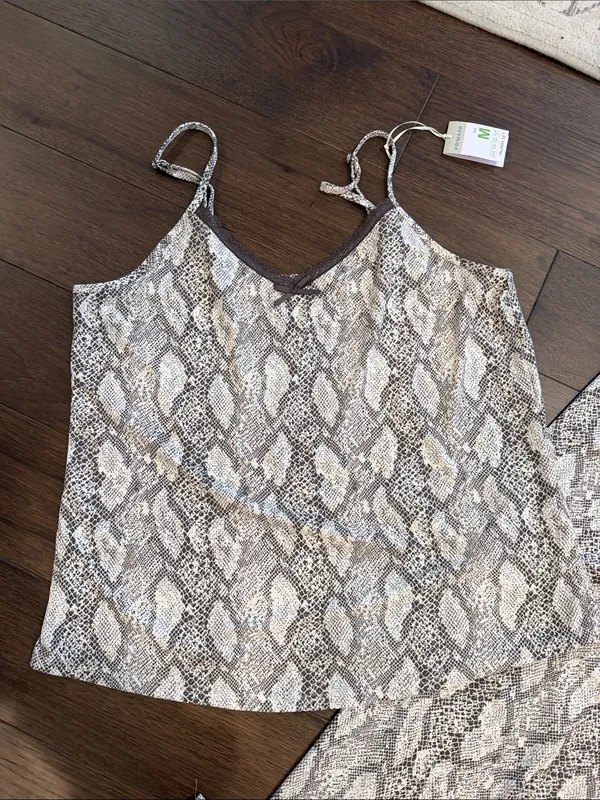 Primark Leopard Lace Cami Pajamas Size Medium NWT - C27-086 - Image 4