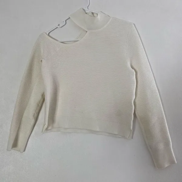 Abercrombie & Fitch Soft A&F Collection Cutout Sweater Medium - Image 3
