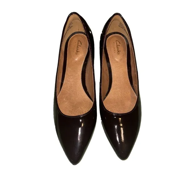 Clarks Artisan Sz 7.5 Burgundy Patent Leather Kitten Heel Pumps Pointed Toe - Image 3