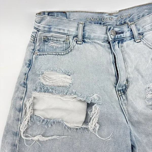 American Eagle Distressed Denim Shorts Light Wash Frayed‎ Cutoff 100% Cotton 4 - Image 2