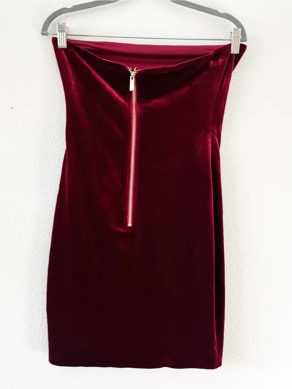 Miss Circle Victoria Red Velvet Strapless Holiday Party Mini Dress - Image 6