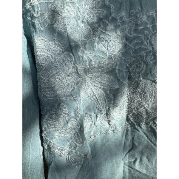 Altered State Women's Size M Rayon Embroidered‎ Tie Back Blouse Blue Size M - Image 4