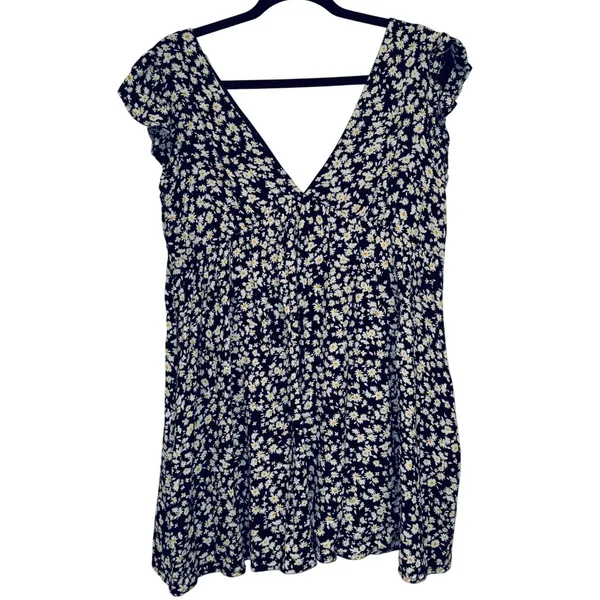 165 |Altar'd State Black Boho Cottagecore Floral‎ Ditsy Daisy V-Neck Small Dress - Image 2