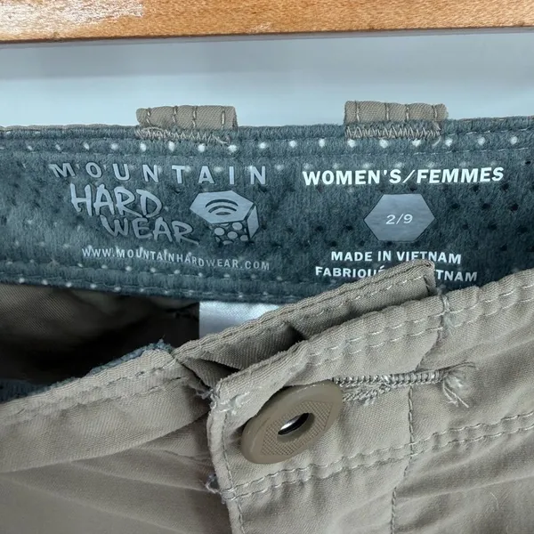 Mountain Hardwear khaki nylon hiking short women’s size 2 outdoor camping - Image 2
