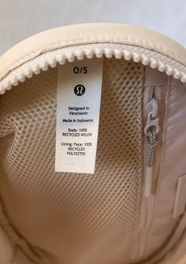 Lululemon Oval Top Access Kit Vol 3.5L - Image 6