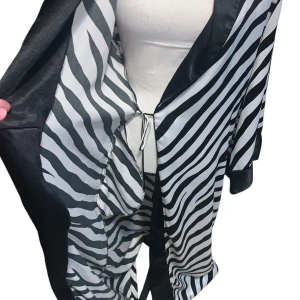 Vintage Victoria’s Secret Gold Label Black & White Zebra Print Satin Long Robe - Image 2