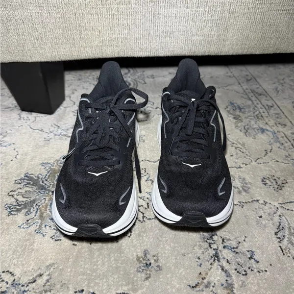 Hoka Clifton 10 running shoes black - Image 5