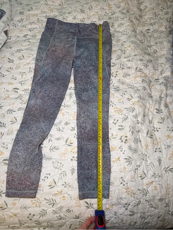 Lululemon Speckled Grey-Blue Performance Leggings - Image 5