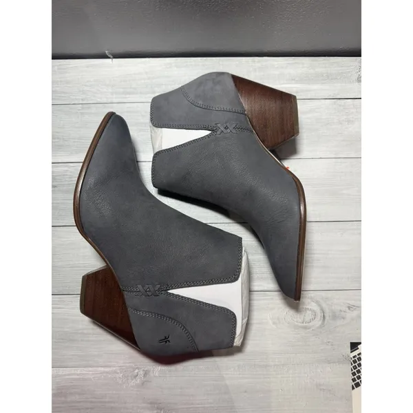 FRYE Reina Cut Out Short Gray Leather Slip On Womens Bootie Boots Size 10M 78394 - Image 10
