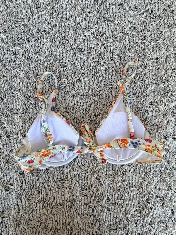 Amazon Light Beige Padded Colorful Floral Back-Tie Swim Top | Size Medium - Image 5