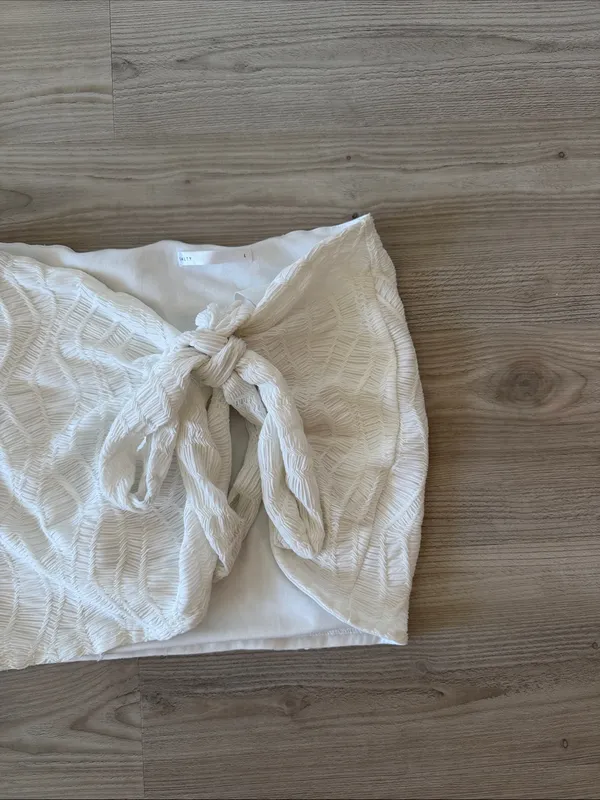 Salty Textured Tie-Front Mini Skirt in White Sarong - Image 2