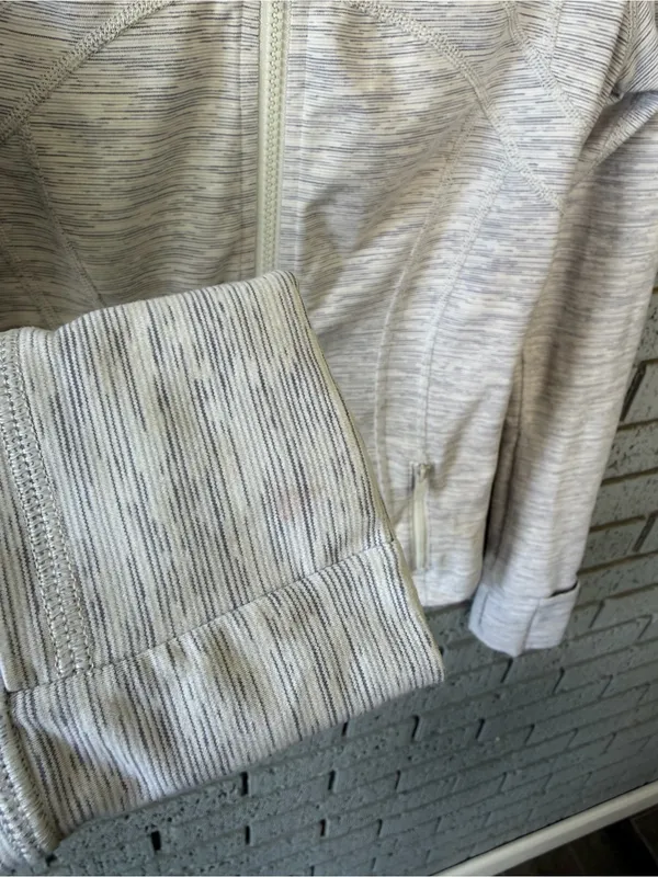Lululemon Define Jacket Light Grey Size 4 - Image 6