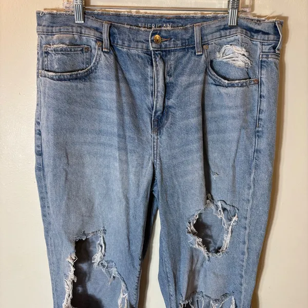 American Eagle 90s Straight Jeans Womens 16 Light Wash Distressed Blue - Image 2