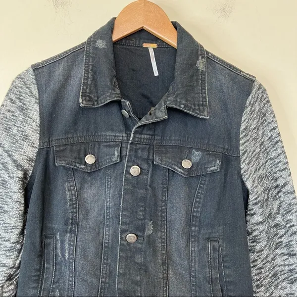 Free People jacket women's small denim rib knit distressed button front gray - Image 3