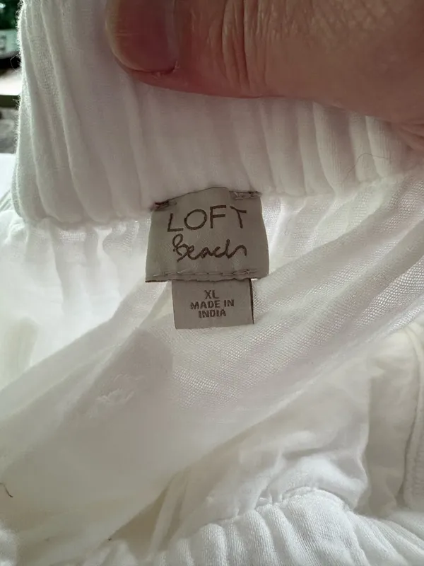 Loft beach white size XL elastic waist pants - Image 4