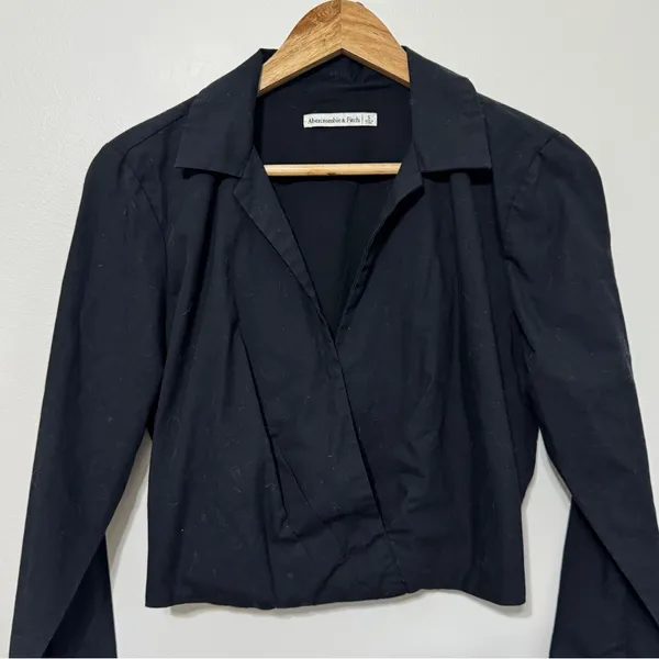 Abercrombie & Fitch Long Sleeve Poplin Wrap Blouse Small Top Cotton V-Neck Black - Image 4