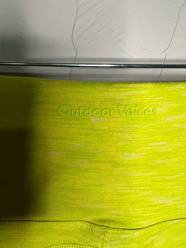 Outdoor Voices Flow 7 In Yellow Green Heathered Athletic Biker Shorts‎ - Image 5