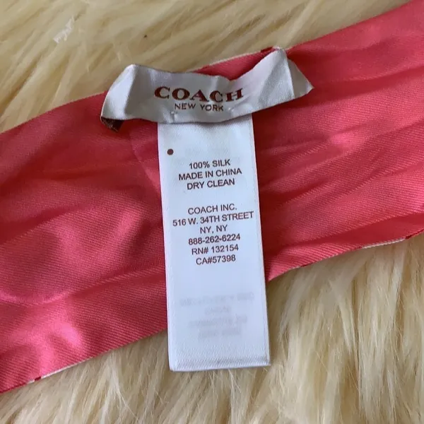 Coach Signature Scarf - Image 3