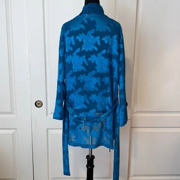 VTG BLUE DAMASK 80s GOLD LABEL VICTORIAS SECRET ROBE KIMONO - Image 2