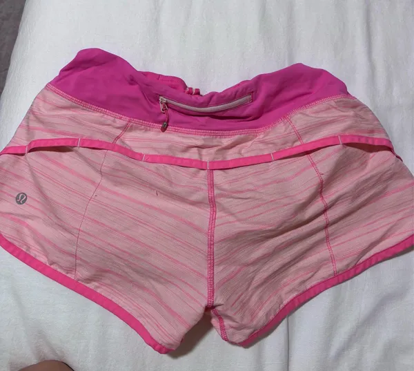 Lululemon Shorts Speed 2.5" - Image 2
