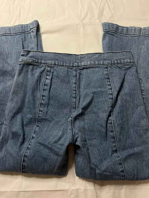 Urban Outfitters BDG Jeans - Image 4