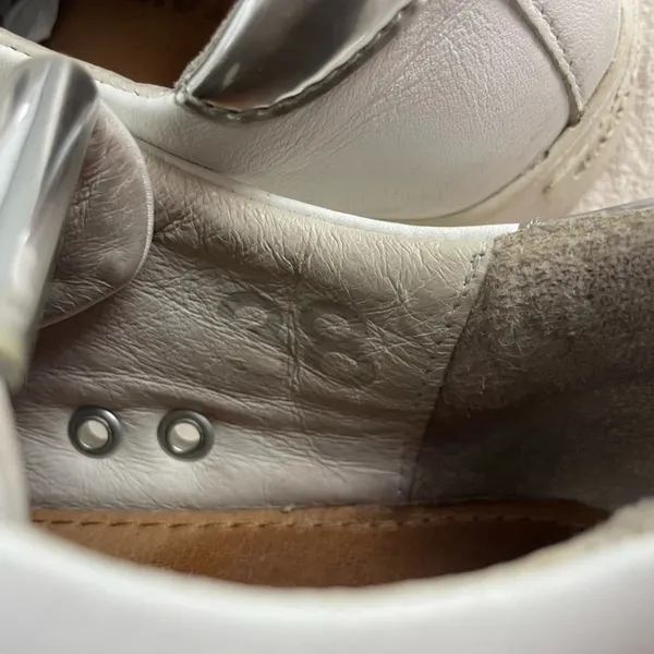 Blackstone White RL90 Low Top‎ Sneaker with Silver Accents - Image 8