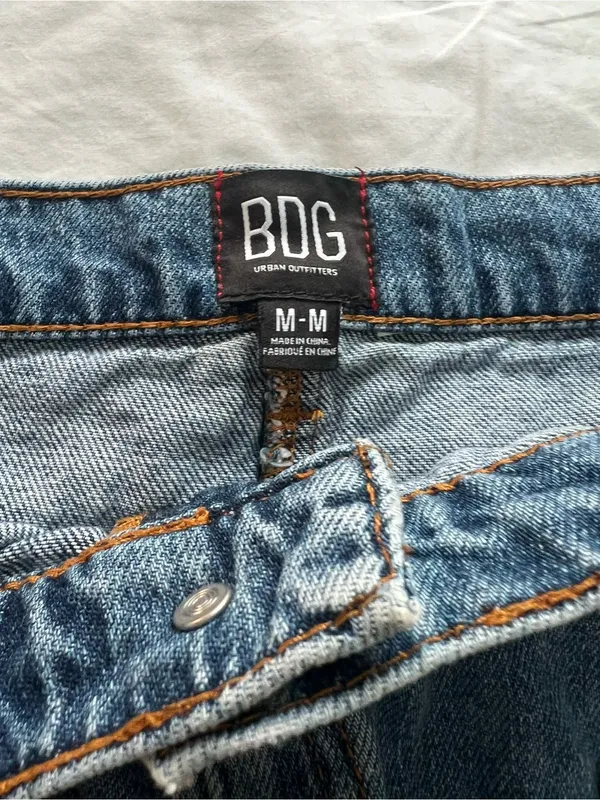 Urban Outfitters BDG denim mini skirt with pockets size medium - Image 3