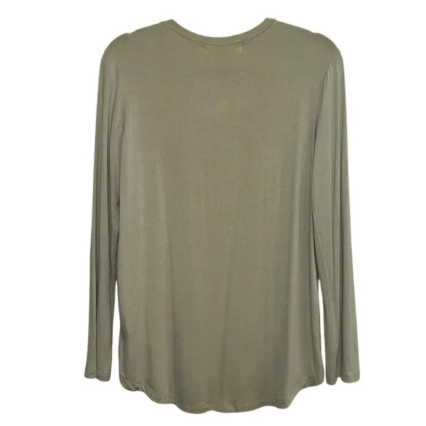 Sumac Trading Co NWT‎ Bamboo Long Sleeve V-Neck Top Small Sage Taupe Made in USA - Image 2