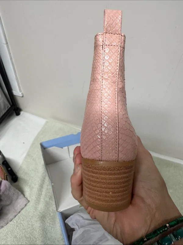 Croc - Image 8