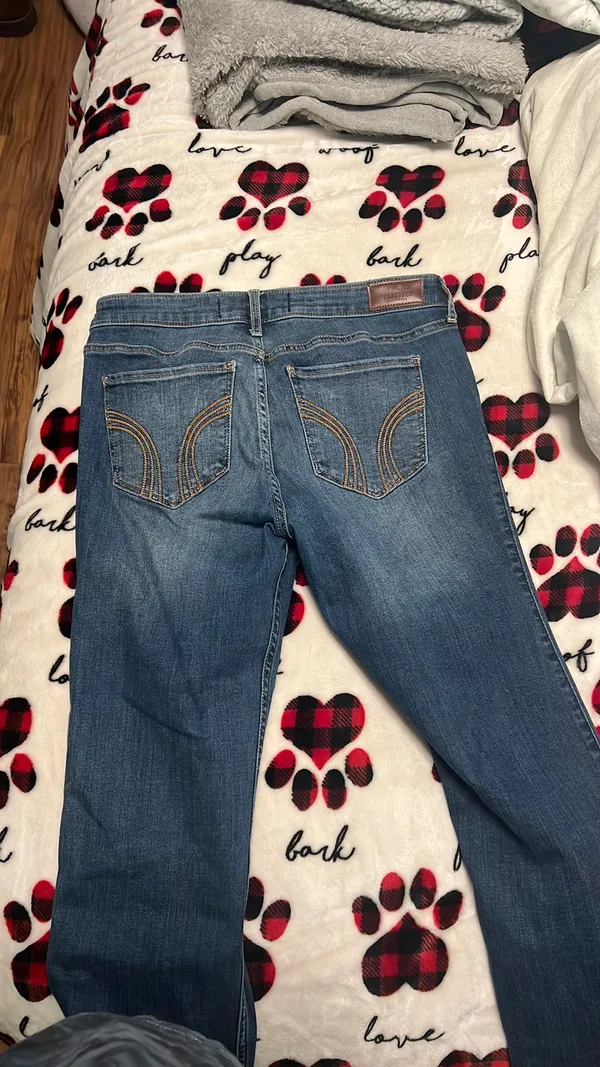 Hollister Jeans - Image 2