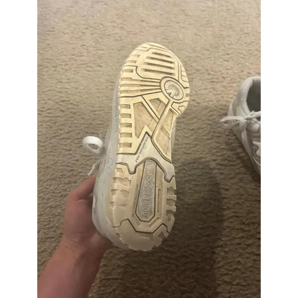 Well used new balance 550 fair condition - Image 5