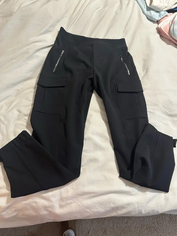 Athleta Brooklyn Cargo Joggers - Image 6