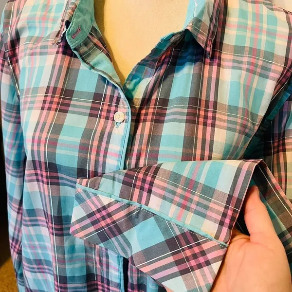Victoria’s Secret Blue Pink Plaid Sleepshirt Long Sleeve‎ Button Front Medium - Image 4