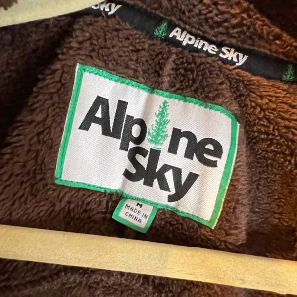 Alpine Sky Fuzzy Zip Up Brown Size M - Image 3