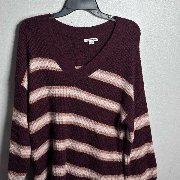 American Eagle Women‎ Burgundy Stripes Knit Pullover Sweater size Small - Image 2