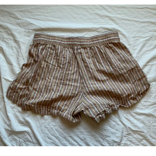 Patagonia Garden Island Striped Linen Blend Shorts Medium White/Pink - Image 2