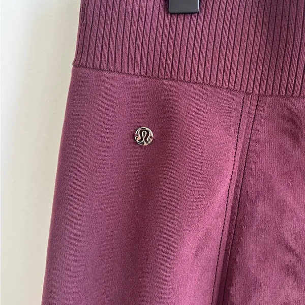 Lululemon‎ Ribbed Knit Mini Skirt medium athleisure streetwear layered staple - Image 4