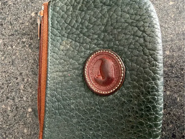 Vintage Dooney & Bourke AWL Leather Big Duck Coin Purse Ivy Green British Tan - Image 5