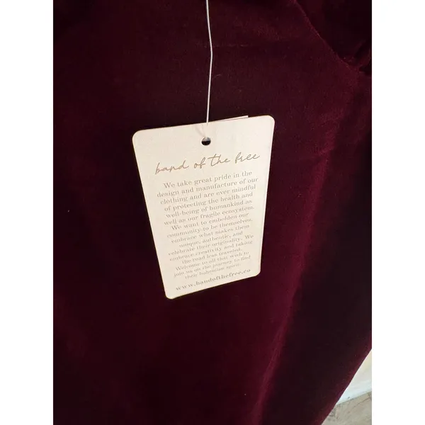 Band of the Free Women Burgundy Velvet Midi Dress V-Neck Pleated Bust Size L - Image 5