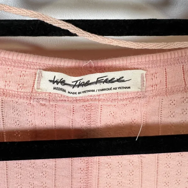 Free People We The Free Pink Pointelle V-Neck Long Sleeve Top OB1817655‎ Medium - Image 4