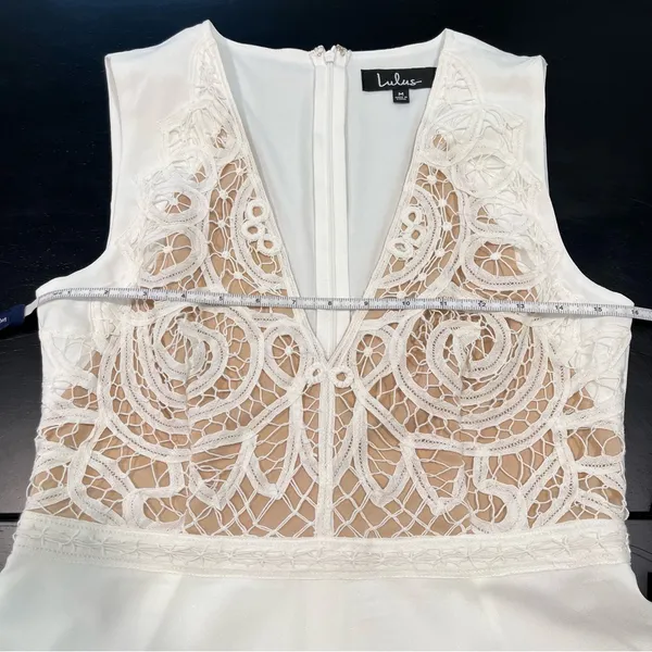 NWT Lulus Florentia White‎ Crochet Lace Chiffon Flare Sleeve Skater Dress MEDIUM - Image 8