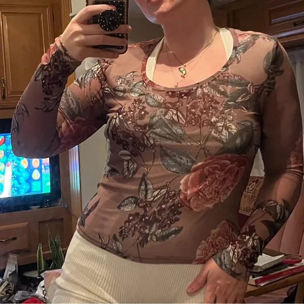 Charlotte Russe Mesh long sleeve purple floral top - Image 4