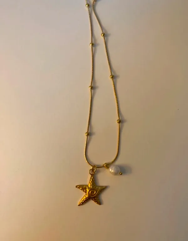 Handmade 18k Gold Plated Starfish & Pearl Necklace - Image 4