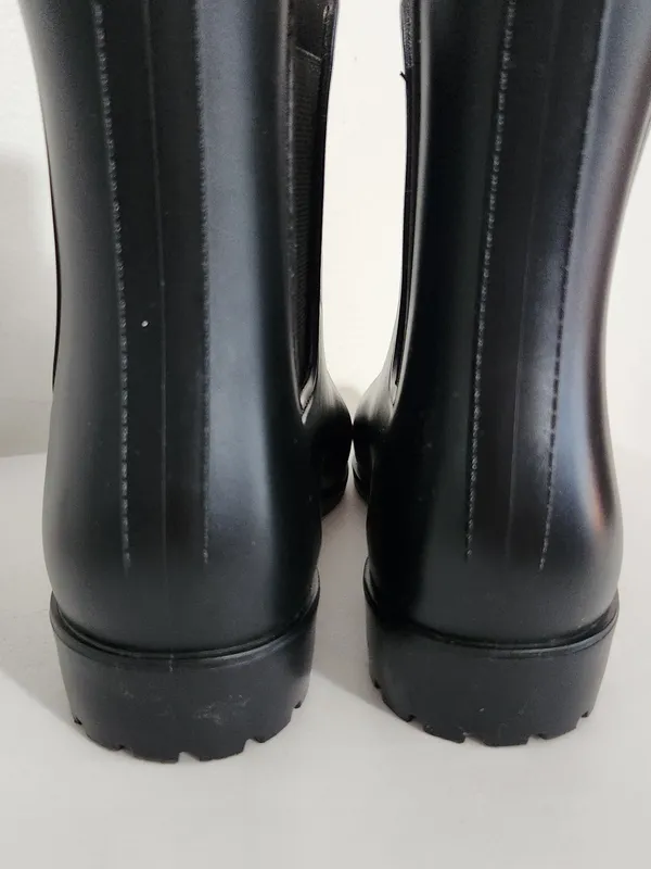 A New Day Black Chelsea Rain Boots Pull-On Size 9 - Image 5