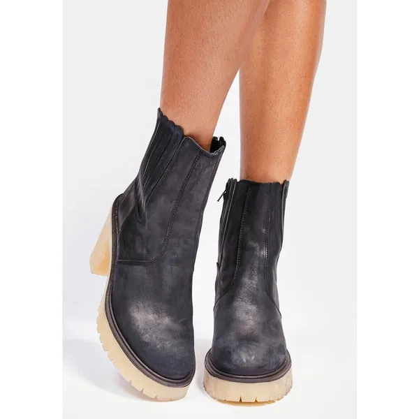 Free people, James Chelsea Boot size 9 - Image 2