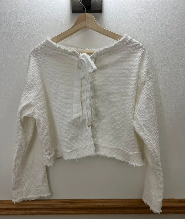 Free People Walking in Hueco Textured Ivory Split Back Boho Top Size XS - Image 6