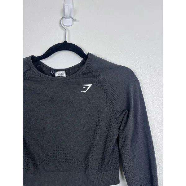 Gymshark Women's Cropped Long Sleeve Workout Shirt Dark Gray Sz‎ L - Image 2