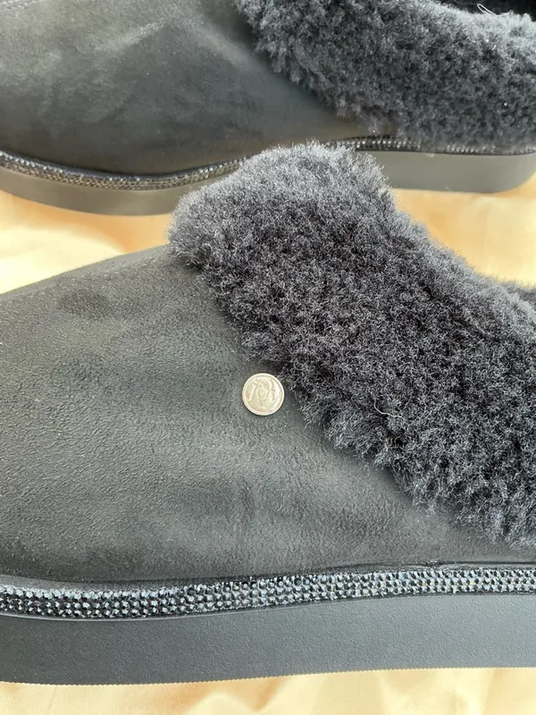 FootJoy Sherpa lining outdoor slippers on platforms 🌟🌟 - Image 7