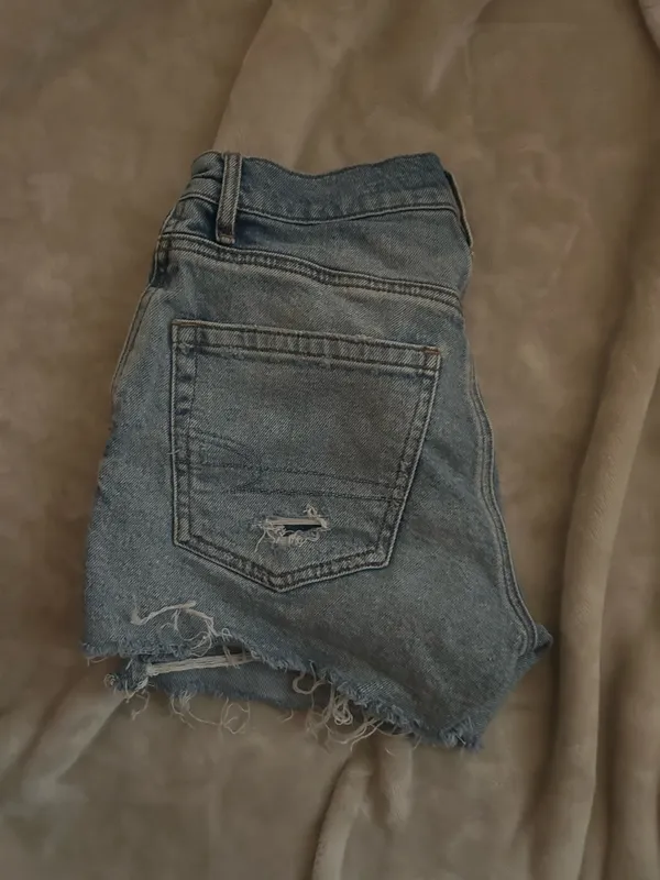 American Eagle Shorts - Image 4